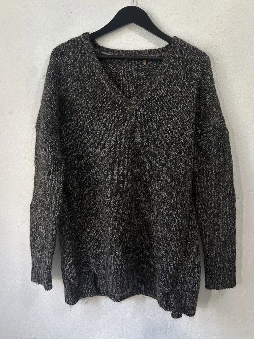 Elie Tahari Womens M Marled V Neck Chunky Knit Sweater Leather Elbow Patches